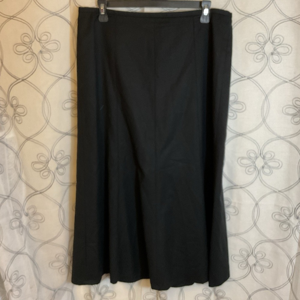 Talbots Black Flare Midi Skirt Women's Size‎ 10 Fully Lined Back Zip